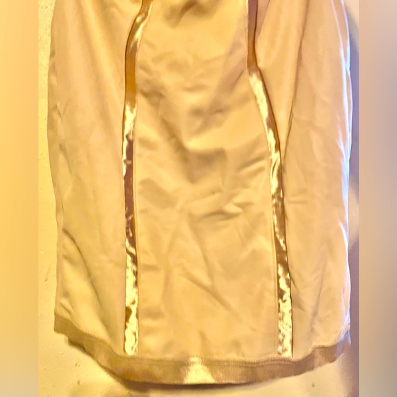 Flexees by Maidenform 36B lingerie body suit - Picture 3 of 4